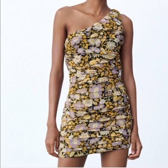 ZARA One Shoulder Floral Ruched Printed Chiffon Lined Mini Dress Size Small - Picture 1 of 4